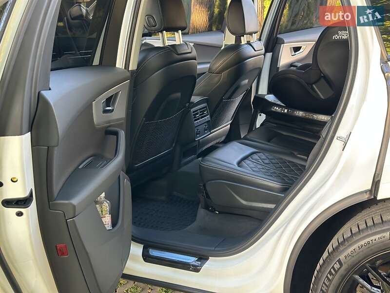 Позашляховик / Кросовер Audi Q7 2023 в Харкові