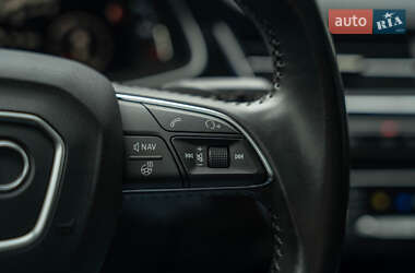 Внедорожник / Кроссовер Audi Q7 2017 в 