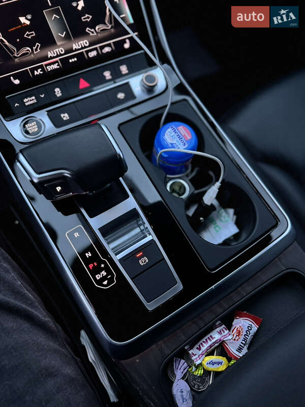 Внедорожник / Кроссовер Audi Q7 2020 в Виннице