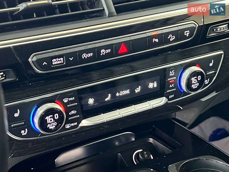 Позашляховик / Кросовер Audi Q7 2015 в Одесі