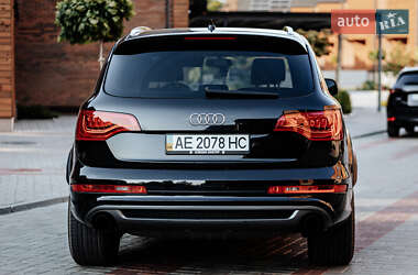 Внедорожник / Кроссовер Audi Q7 2010 в 