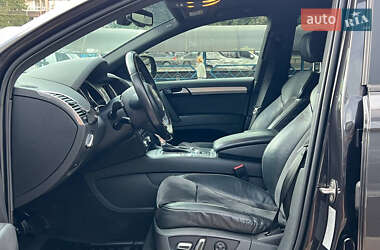 Внедорожник / Кроссовер Audi Q7 2015 в 