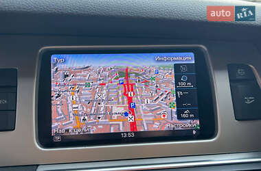 Внедорожник / Кроссовер Audi Q7 2015 в 
