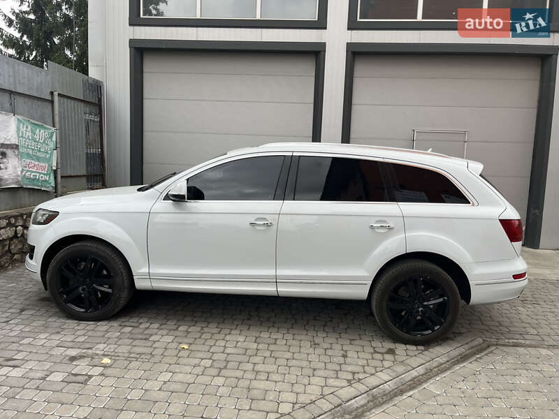 Позашляховик / Кросовер Audi Q7 2015 в Тернополі