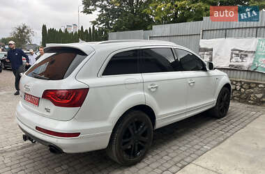 Позашляховик / Кросовер Audi Q7 2015 в 