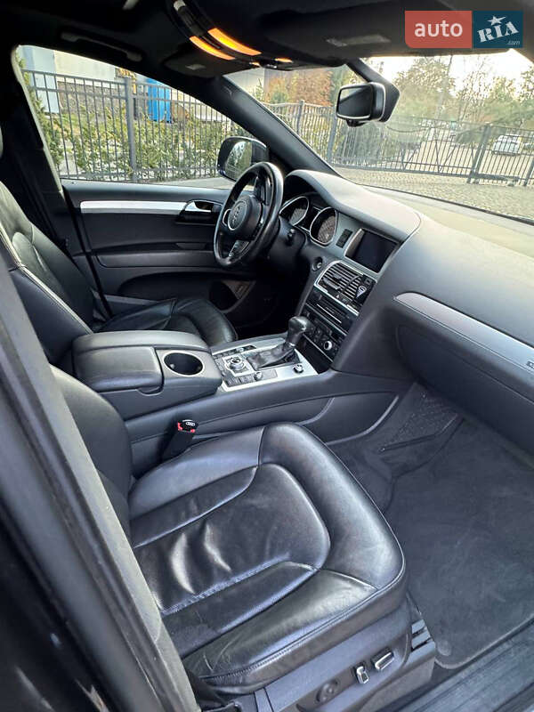 Позашляховик / Кросовер Audi Q7 2013 в Кременчуці