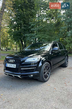 Позашляховик / Кросовер Audi Q7 2007 в 