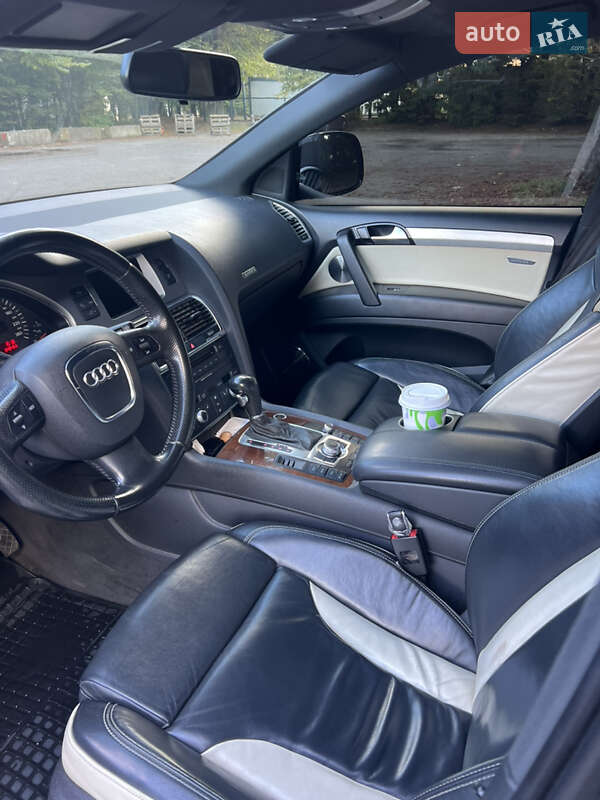 Позашляховик / Кросовер Audi Q7 2007 в Львові