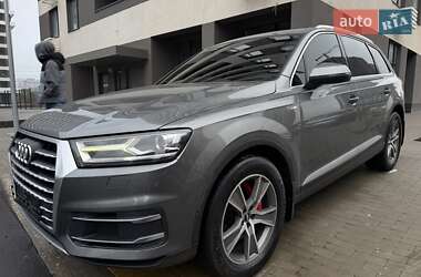 Внедорожник / Кроссовер Audi Q7 2016 в Киеве