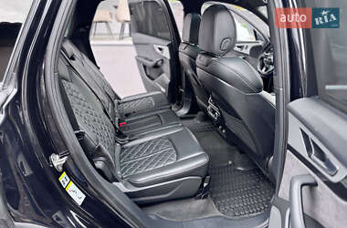Внедорожник / Кроссовер Audi Q7 2017 в 