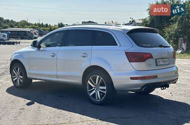 Внедорожник / Кроссовер Audi Q7 2011 в 