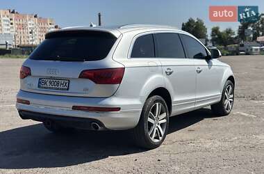 Внедорожник / Кроссовер Audi Q7 2011 в 