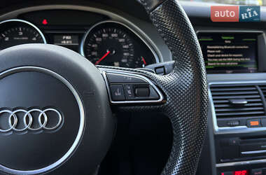 Позашляховик / Кросовер Audi Q7 2014 в 