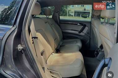 Позашляховик / Кросовер Audi Q7 2007 в 