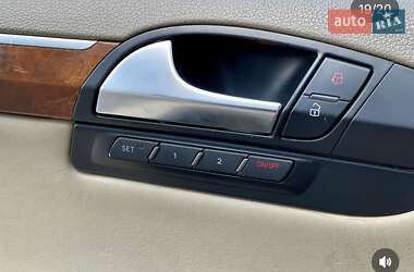 Позашляховик / Кросовер Audi Q7 2007 в 