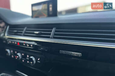 Позашляховик / Кросовер Audi Q7 2017 в 