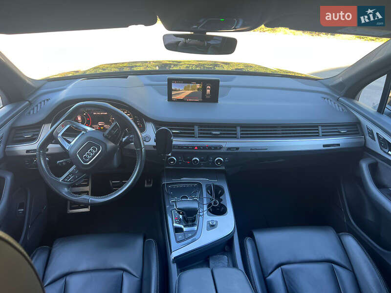 Внедорожник / Кроссовер Audi Q7 2017 в Тернополе