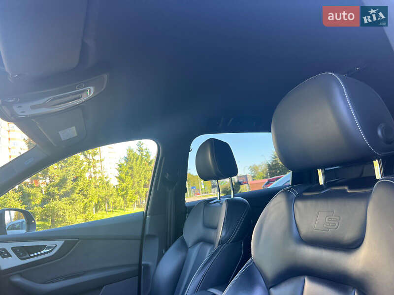 Внедорожник / Кроссовер Audi Q7 2017 в Тернополе