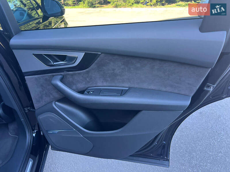 Внедорожник / Кроссовер Audi Q7 2017 в Тернополе