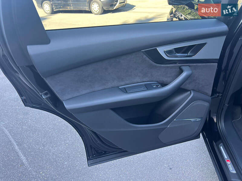 Внедорожник / Кроссовер Audi Q7 2017 в Тернополе