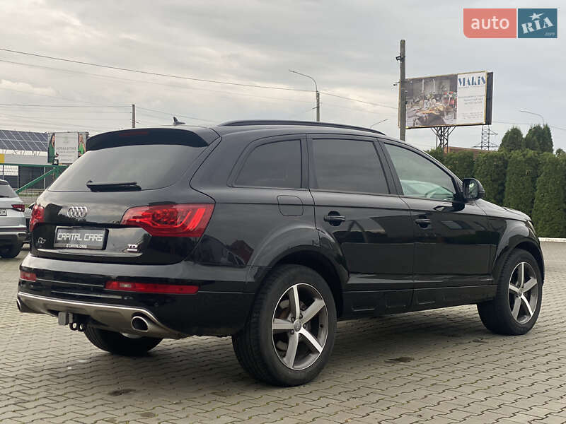 Позашляховик / Кросовер Audi Q7 2015 в Луцьку