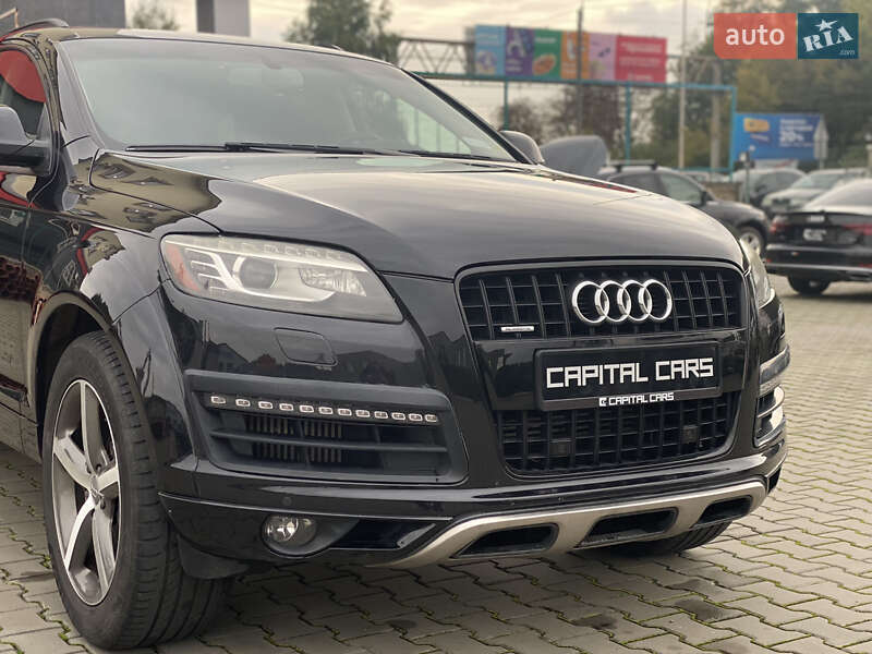 Позашляховик / Кросовер Audi Q7 2015 в Луцьку
