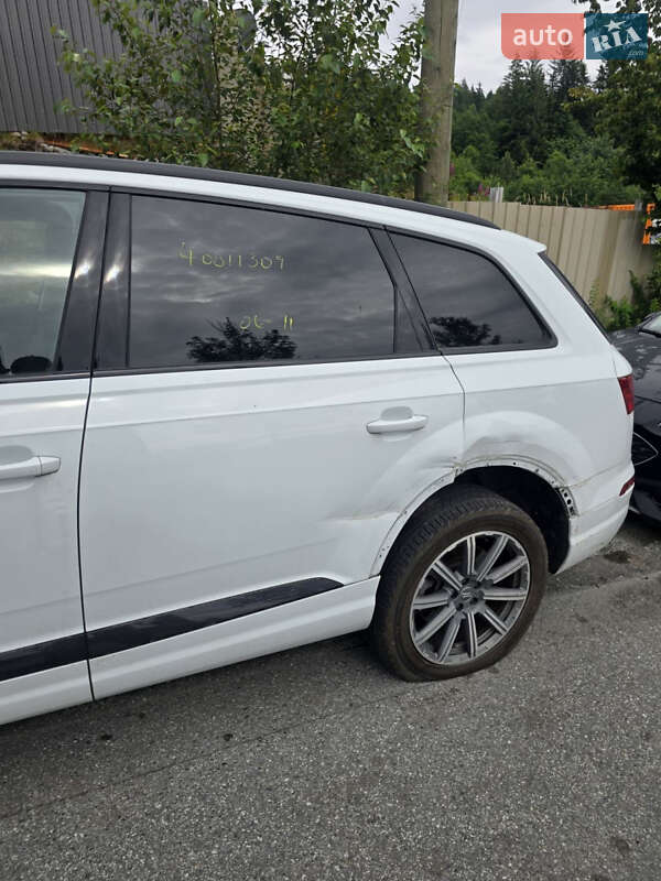 Позашляховик / Кросовер Audi Q7 2019 в Чернігові