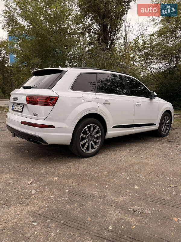 Внедорожник / Кроссовер Audi Q7 2016 в Одессе фото 6 Внедорожник / Кроссовер Audi Q7 2016 в Одессе