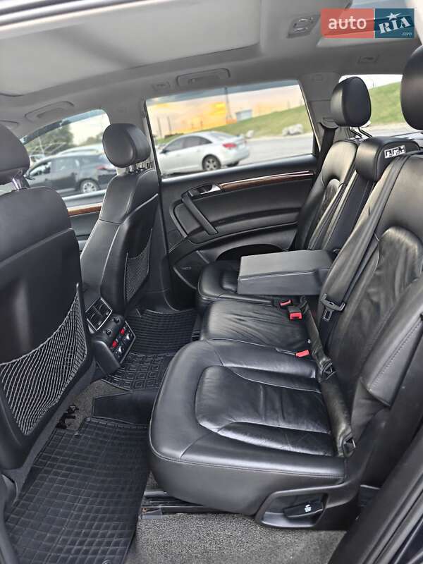 Позашляховик / Кросовер Audi Q7 2007 в Дніпрі