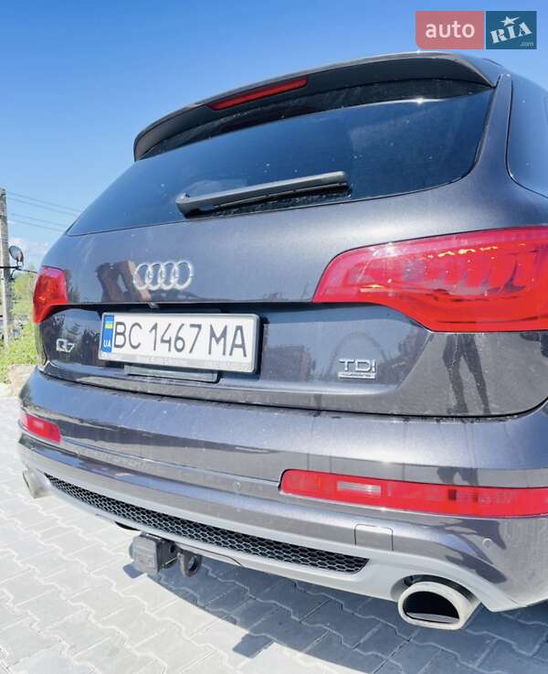 Позашляховик / Кросовер Audi Q7 2014 в 