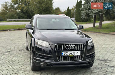 Позашляховик / Кросовер Audi Q7 2012 в 