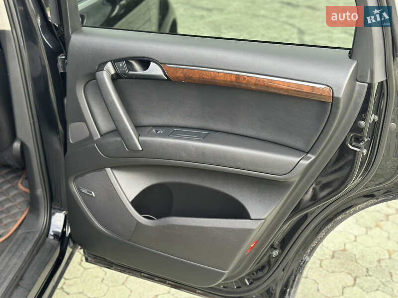 Внедорожник / Кроссовер Audi Q7 2012 в Львове