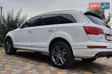 Позашляховик / Кросовер Audi Q7 2015 в 