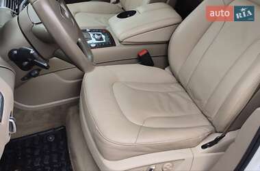 Позашляховик / Кросовер Audi Q7 2015 в 
