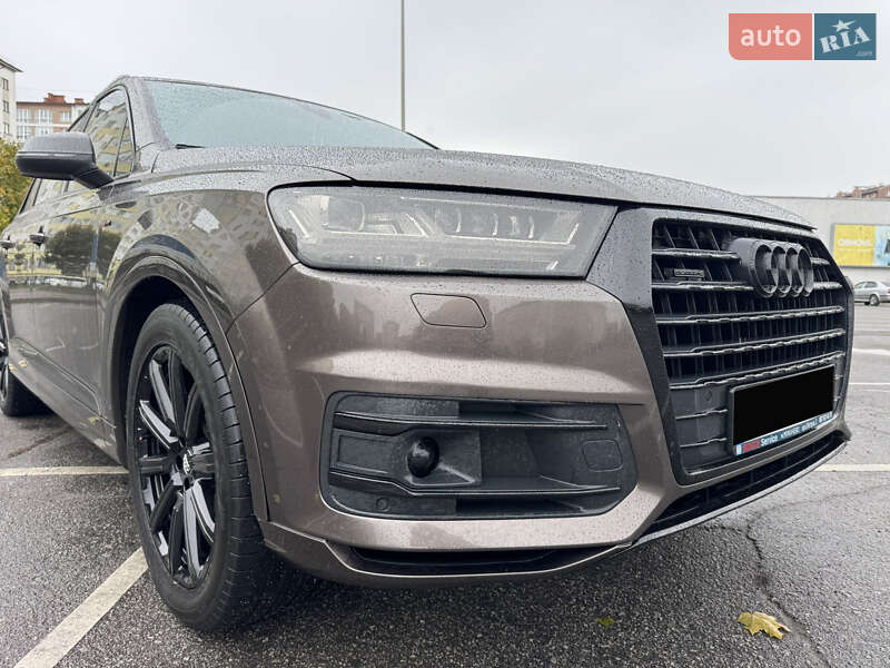 Внедорожник / Кроссовер Audi Q7 2016 в Ивано-Франковске
