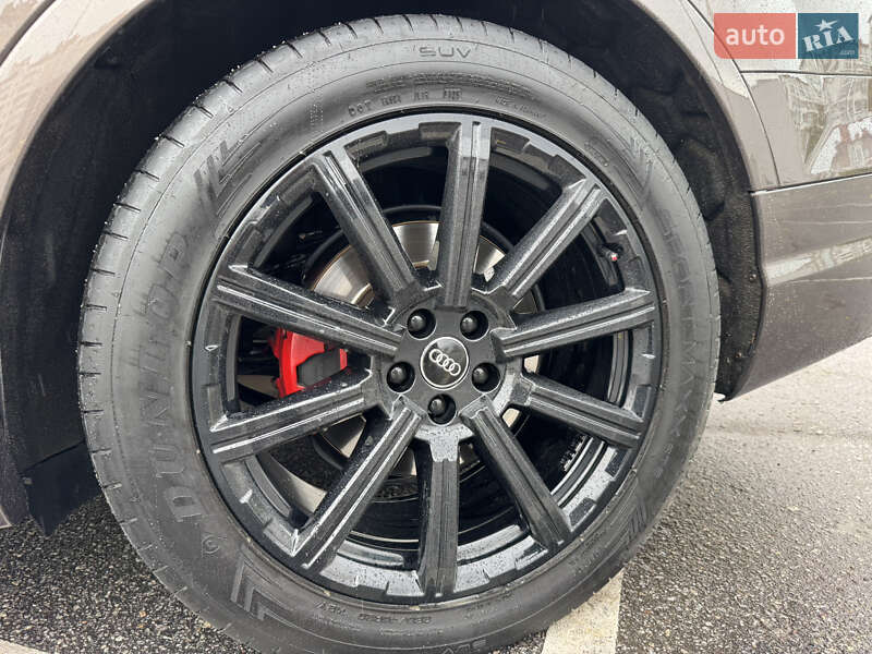Внедорожник / Кроссовер Audi Q7 2016 в Ивано-Франковске