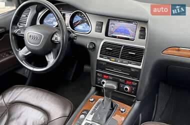 Позашляховик / Кросовер Audi Q7 2015 в 