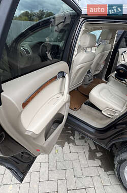 Позашляховик / Кросовер Audi Q7 2013 в 