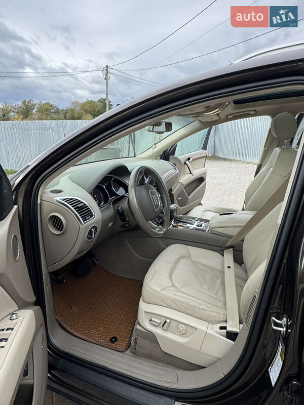 Внедорожник / Кроссовер Audi Q7 2013 в Коломые