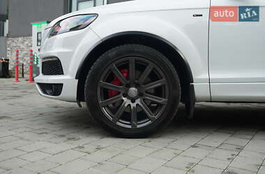 Внедорожник / Кроссовер Audi Q7 2013 в 
