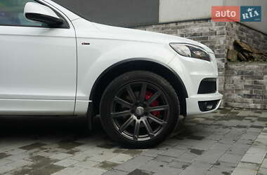 Внедорожник / Кроссовер Audi Q7 2013 в 