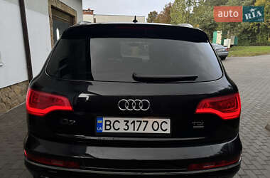 Позашляховик / Кросовер Audi Q7 2010 в 