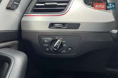 Внедорожник / Кроссовер Audi Q7 2019 в 
