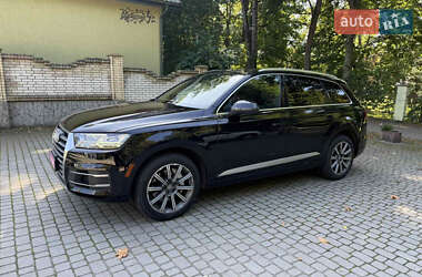 Позашляховик / Кросовер Audi Q7 2017 в Львові