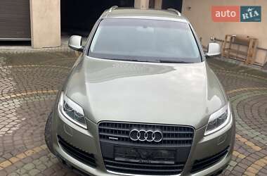 Позашляховик / Кросовер Audi Q7 2007 в 