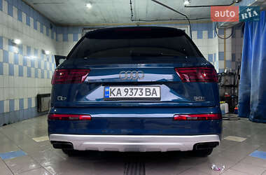Внедорожник / Кроссовер Audi Q7 2018 в 
