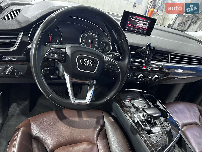 Позашляховик / Кросовер Audi Q7 2018 в Ірпені