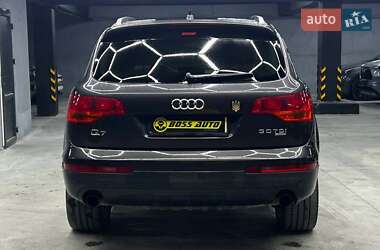Позашляховик / Кросовер Audi Q7 2007 в 
