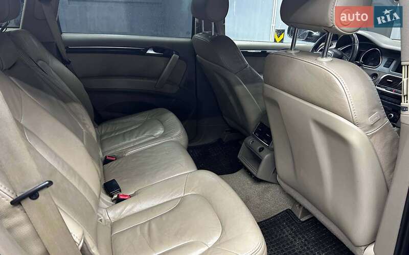Позашляховик / Кросовер Audi Q7 2007 в Чернівцях