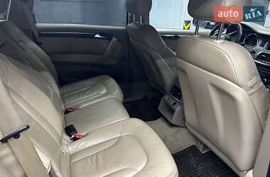 Позашляховик / Кросовер Audi Q7 2007 в 